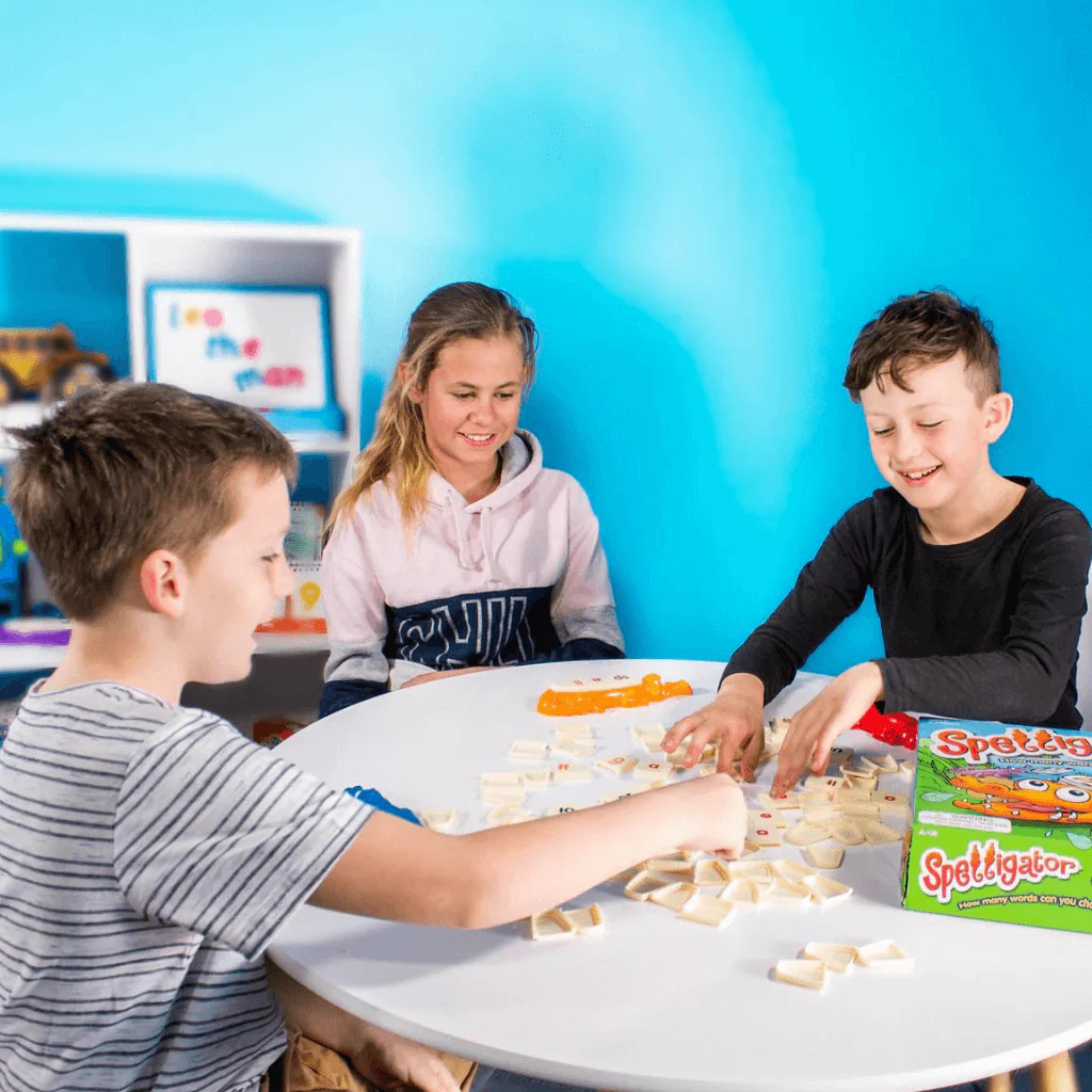 Junior Learning Spelligator Board Game - Image 2