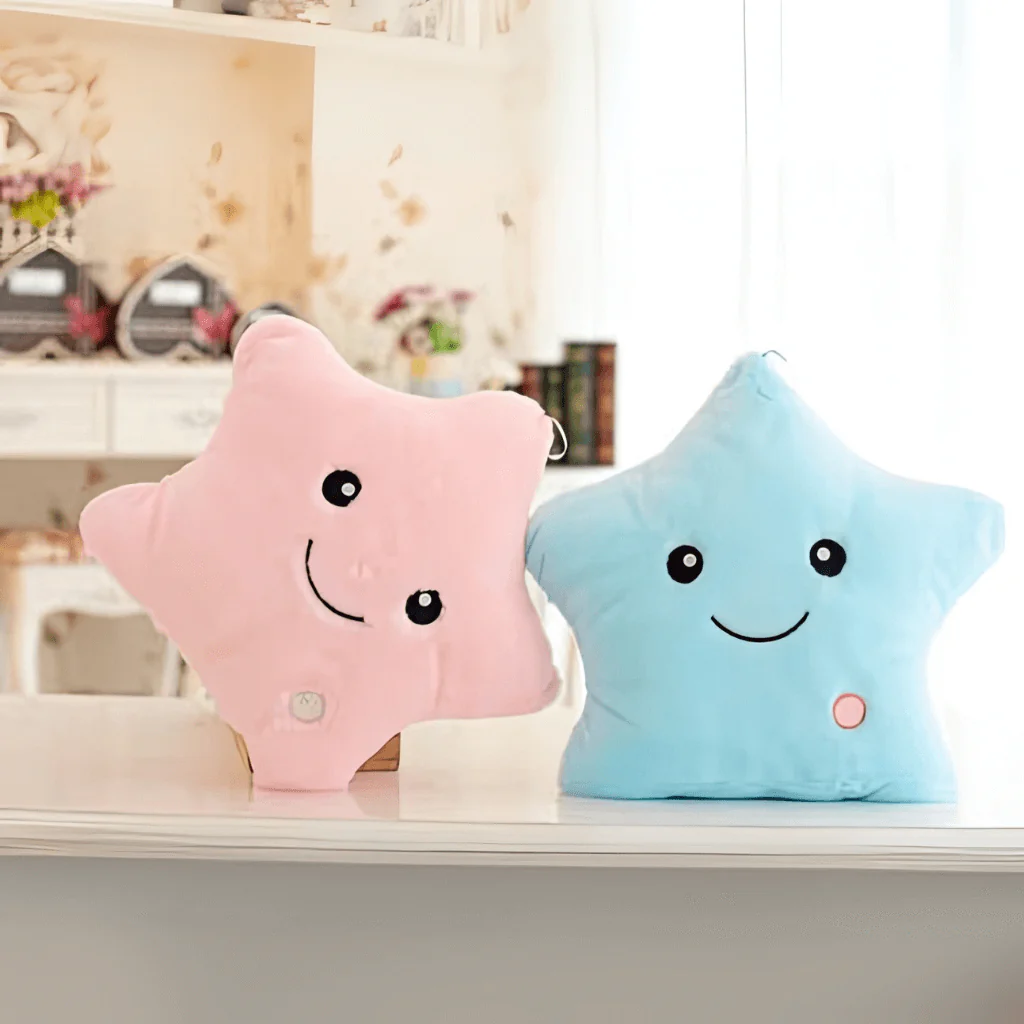 Light Up Star Pillow - Image 10