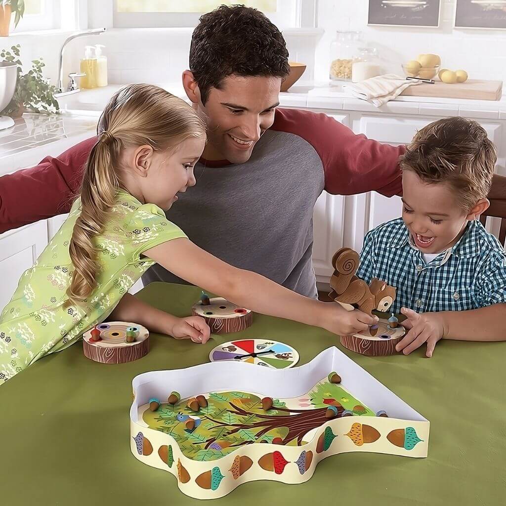 Educational Insights The Sneaky, Snacky Squirrel Game - Image 3